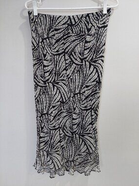 ICE Women's Size L 100% Silk straight skirt Black & White Leaf Print Beaded